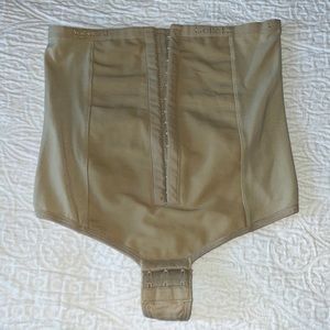 Bellefit postpartum thong underwear